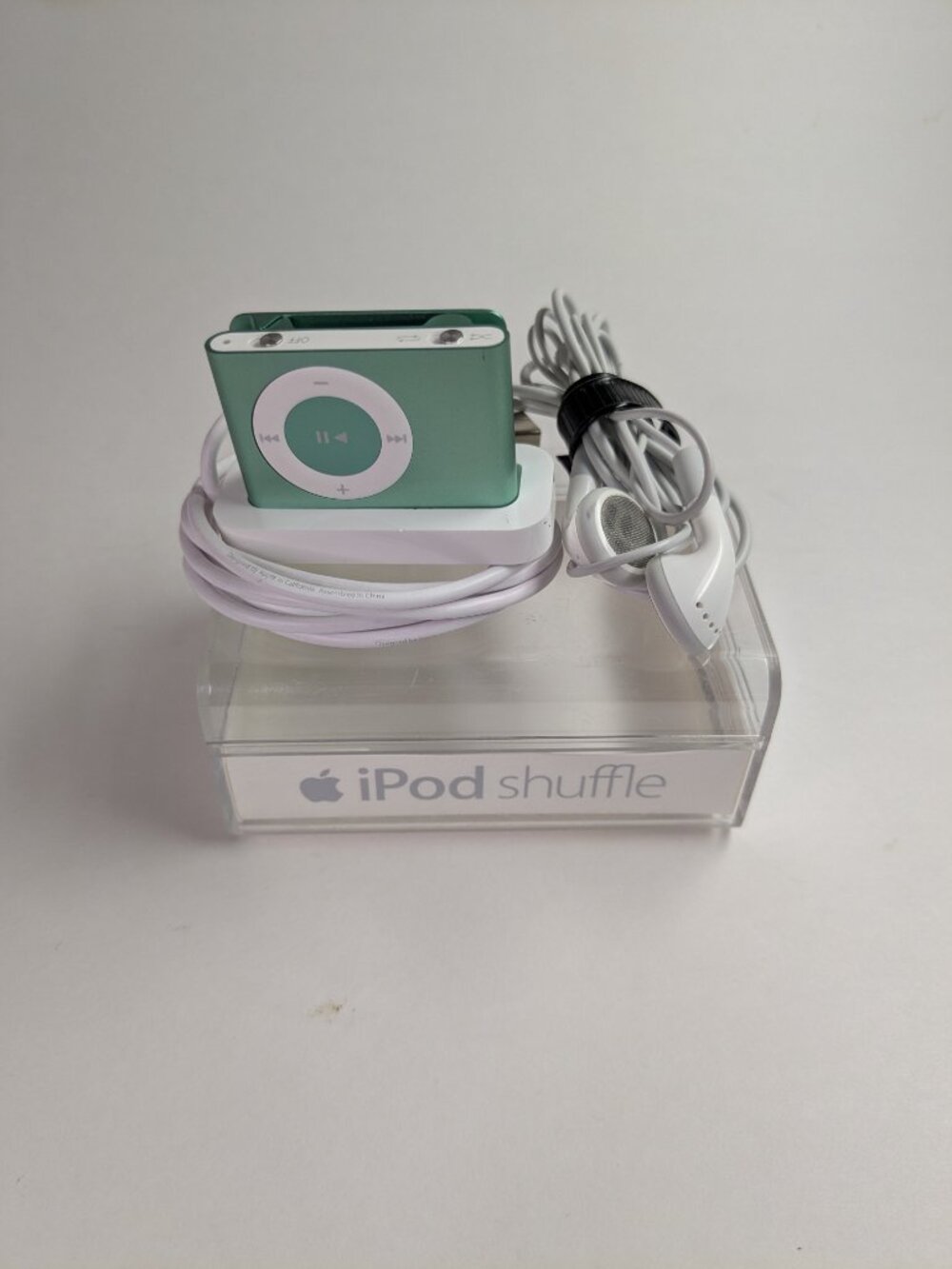 Apple iPod Shuffle Green 2nd Gen A1204 1GB Open Box Dead Battery AS IS